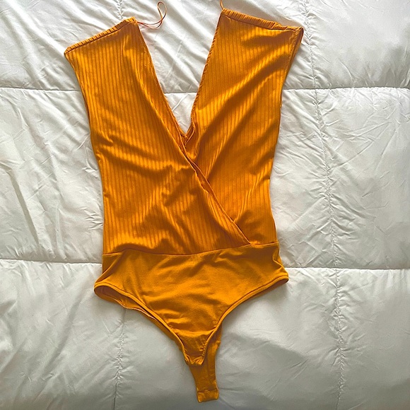 ZARA Yellow Deep V-neck  Bodysuit - Picture 1 of 3
